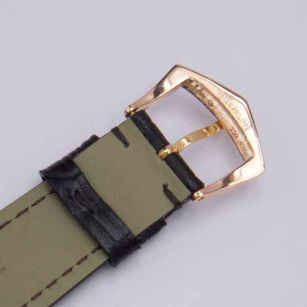 Patek Philippe Calatrava 5296R-010